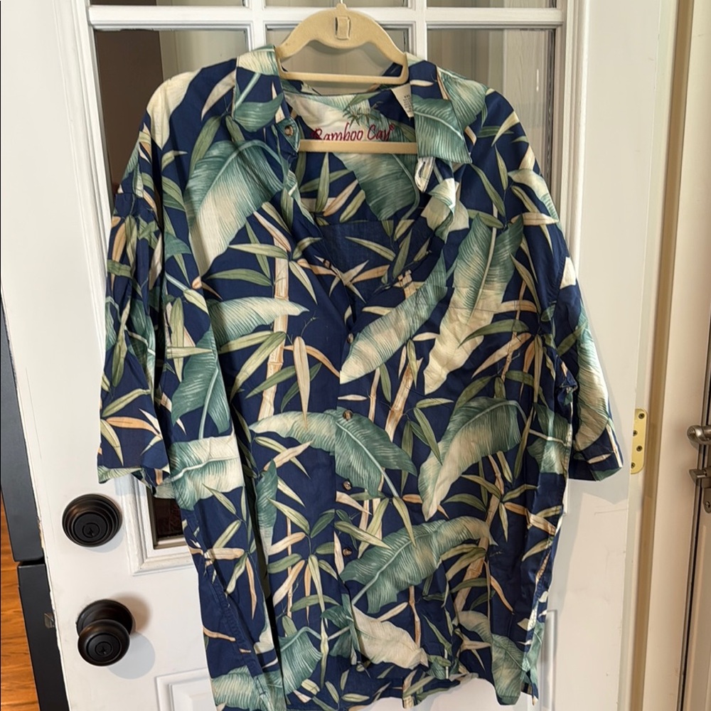 EUC BAMBOO Cay Blue and Green Casual Button Down Shirt Tropical Print sz XXL